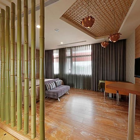 Zhi Da Craft Service Guest House Цаотун Экстерьер фото